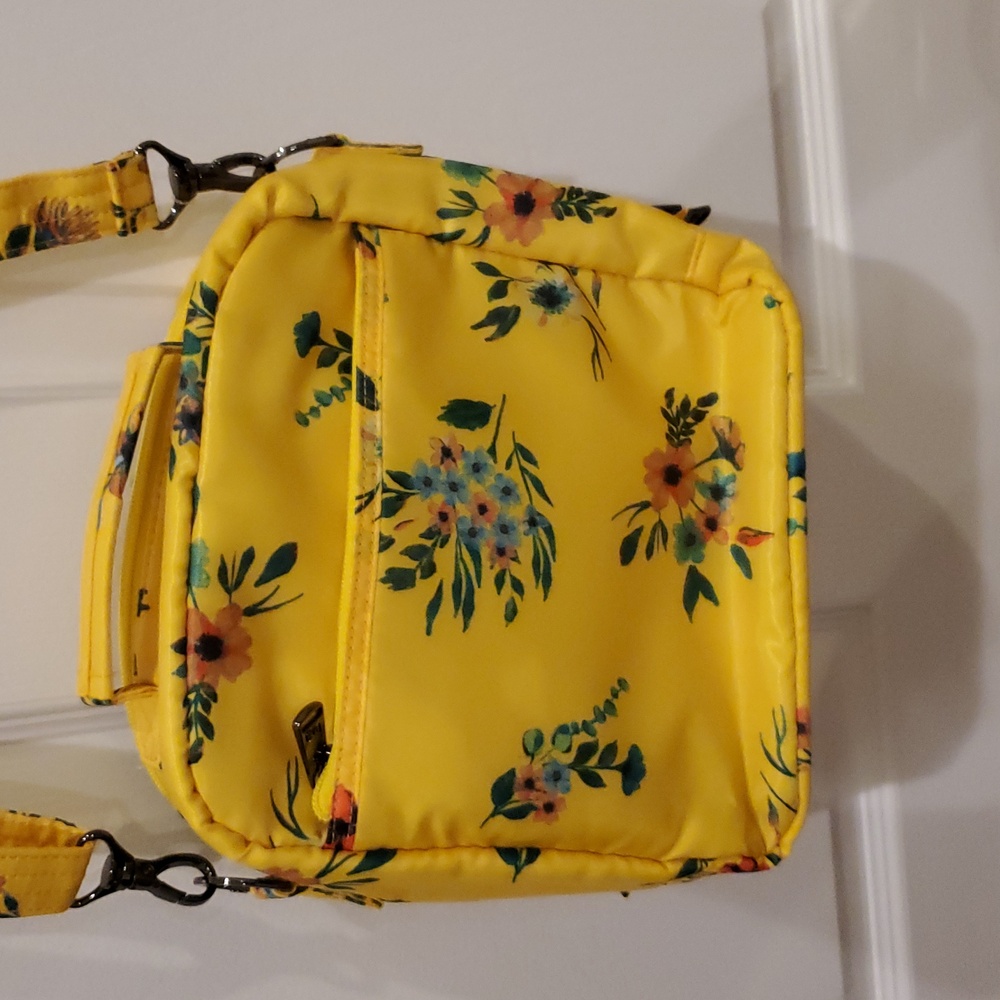 LUG Floral Yellow Quilted Crossbody Bag - Picture 4 of 8